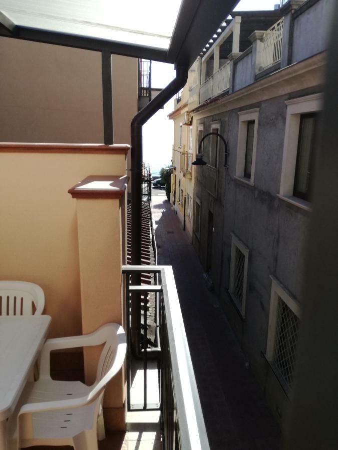 Casa Del Pozzo Villa Furci Siculo Eksteriør billede